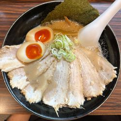 味玉チャーシューメン