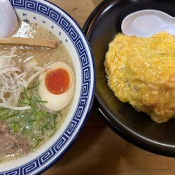 メンズセット（特製ラーメンと卵かけチャーハン）