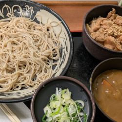 豚丼セット、カレールー（クーポン）