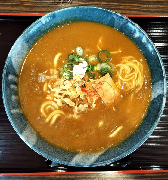 「う中カレー 1100円」@長命うどん 幸田店の写真