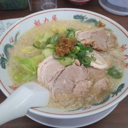 背脂生姜塩ラーメン・肉増し