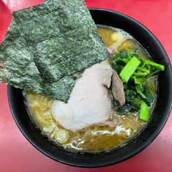 ラーメン(並)¥950