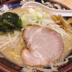札幌味噌󠄀、大盛（無料）