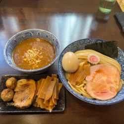 辛つけめん（鶏豚骨魚介）