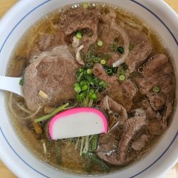 牛肉ラーメン