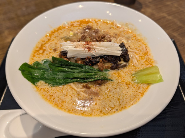 「アサリと豆乳の濃厚担々麺（980円）」@Fishmenの写真