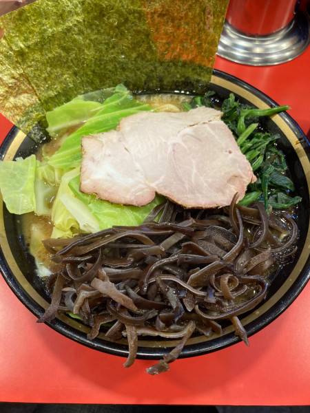 「ラーメン、キャベツべつ、キクラゲ」@横濱家系ラーメン 川島家の写真