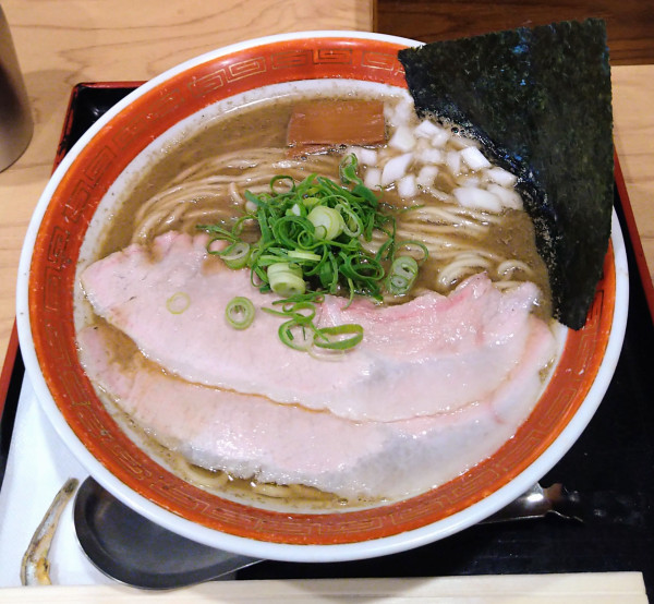 「ニボパイタン 豚骨ver.【限定】＋替玉」@瀬戸内食堂 ねいろ屋の写真