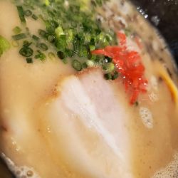 豚骨ラーメン