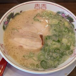 豚骨ラーメン