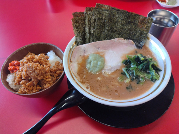 「ラーメン¥900+のり¥150+ライス(中)¥150」@との丸家 小山店の写真
