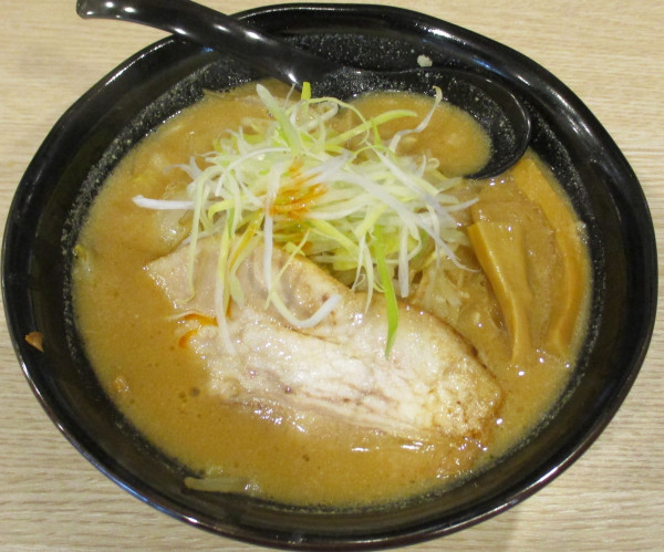 「味噌らーめん　990円」@萬馬軒 新宿西口本店の写真