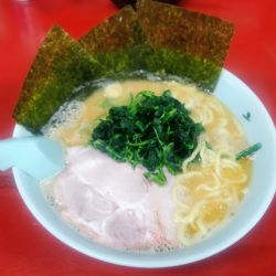中ラーメン 1050円