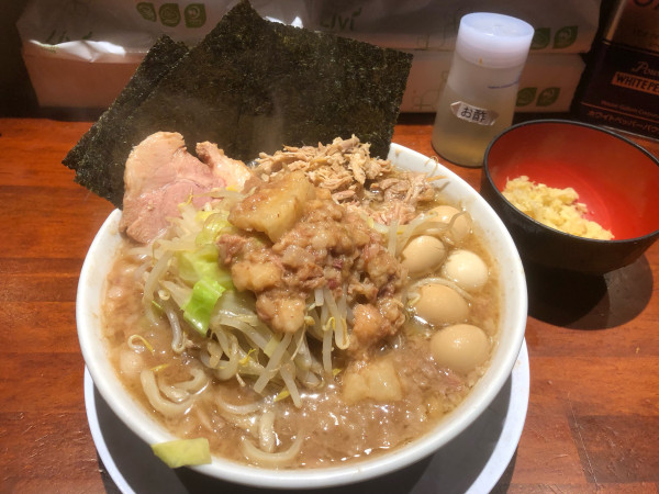 「特製ラーメン（1,500円）、生姜（70円）」@豚ノヴァ 国分寺本店の写真