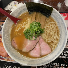 ラーメン ともの画像
