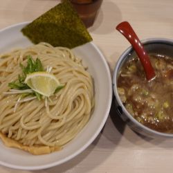 濃厚魚介つけ麺・特（1,050円）