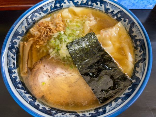 「塩ワンタンメン」@麺処 ら塾の写真