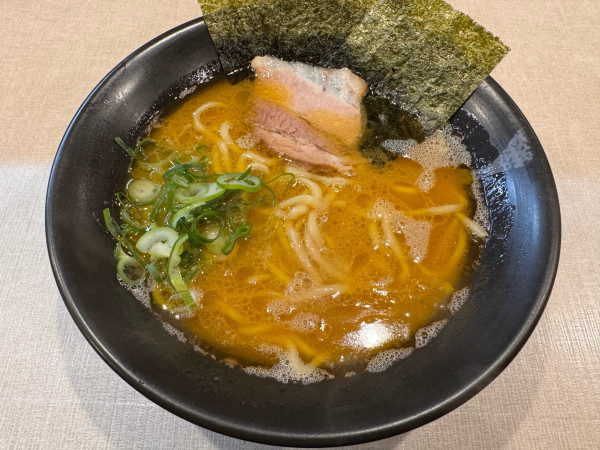 「ラーメン　850円」@三代目無邪気の写真