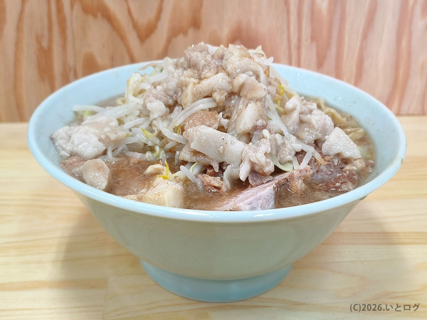 「ラーメン400g（豚2枚）」@龍麺 ふえ郎 支店の写真