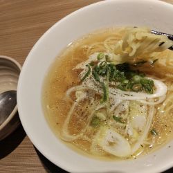 鶏塩ラーメン(539)