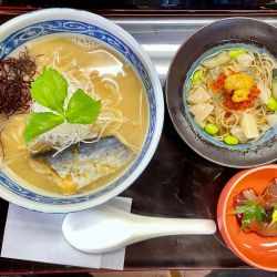 <10周年記念限定麺>