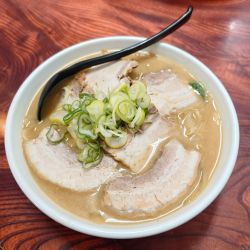 味噌チャーシュー麺