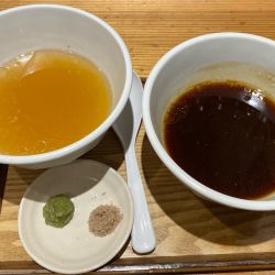 つけ麺（500g）特製　あさり油＿塩　コーチン油＿醤油