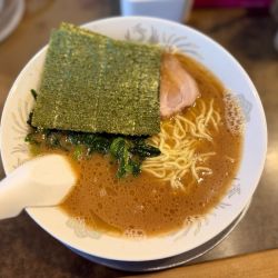 しょう油トンコツラーメン(細麺) 900円