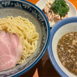 つけ麺大盛　950円+ネギ豚飯350円
