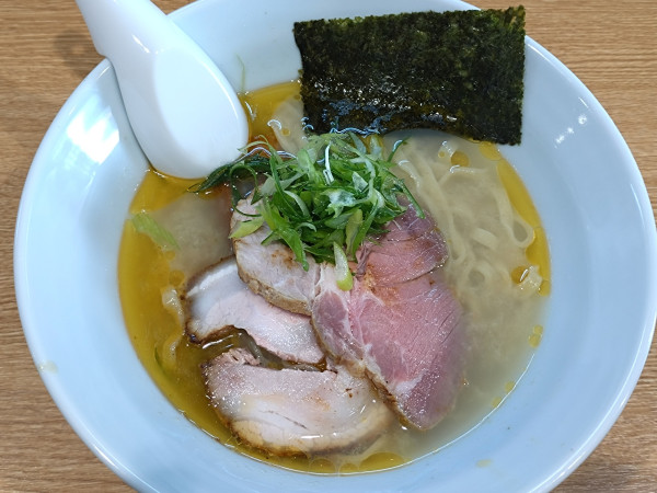 「中華そば白 ￥1000」@麺処 浮世の写真