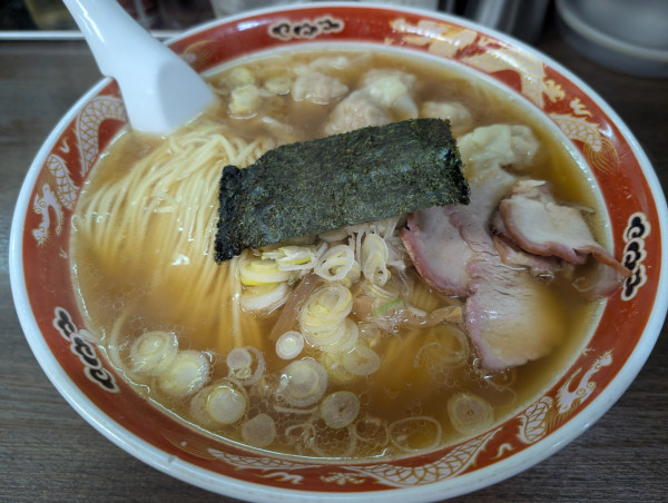 「ワンタンメン特盛」@支那ソバ かづ屋の写真