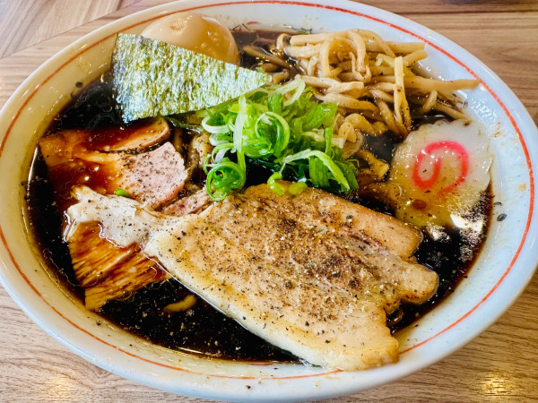 「特製ブラック【1230円】」@くじら食堂 nonowa東小金井店の写真