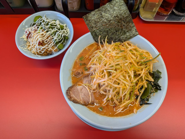 「辛味噌 辛ネギラーメン+ライス」@ラーメンショップ◯化 つくば店の写真