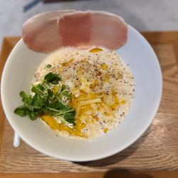 濃厚豚骨カルボナーラ麺 1100円