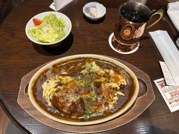 「焼きチーズカレー（並盛）1,100円」@カフェレストの写真