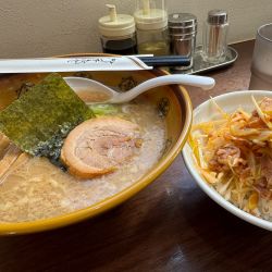 げんこつ醤油麺＋ネギチャーシュー丼