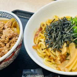 牛丼油そばセット 1,050円