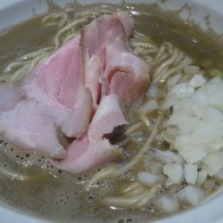 濃厚煮干蕎麦＋黒酢の和え玉　1,450円