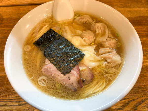 「ワンタンメン」@支那ソバ おさだの写真