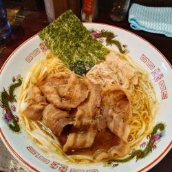 悪魔肉の王様中華そば
