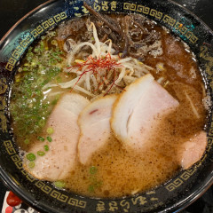 熊本ラーメン こむらさき 新横浜店の画像