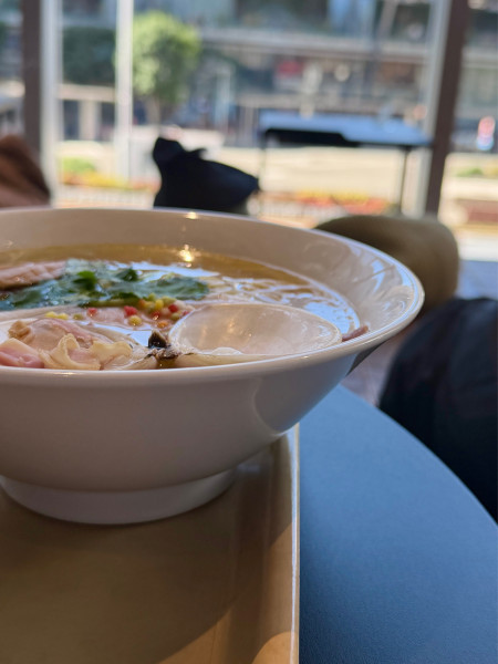 「大はまぐり塩らぁめん」@POPUPラーメン 東京ミッドタウン八重洲店の写真