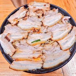 チャーシュー麺 (中)