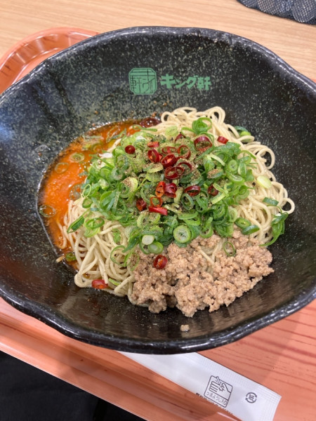 「汁無し担々麺　大盛　950円」@汁なし担担麺専門キング軒 イオンモールナゴヤドーム前店の写真