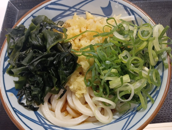 「ぶっかけうどん・冷・並(¥440)」@丸亀製麺 イオンモールKYOTO店の写真