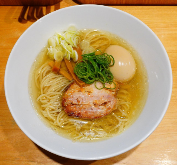 「塩そば味玉」@佐々木製麺所の写真