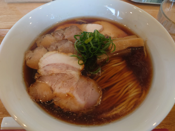 「チャーシューメン（醤油）」@らぁめん ご恩の写真