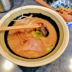 Bセットラーメン+ねぎチャーシュー丼 950円 味噌変更 50円