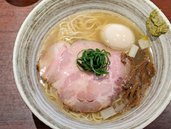 「らぁ麺 塩＋味玉」@らぁ麺 花筏の写真