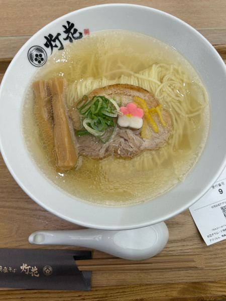 「鯛塩らぁ麺(1060円)」@鯛塩そば 灯花 横浜ワールドポーターズ店の写真